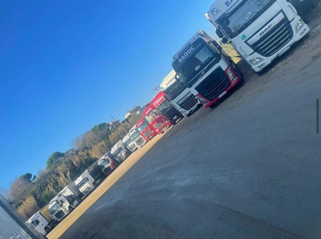 Camión BADOC Transport & Logistics